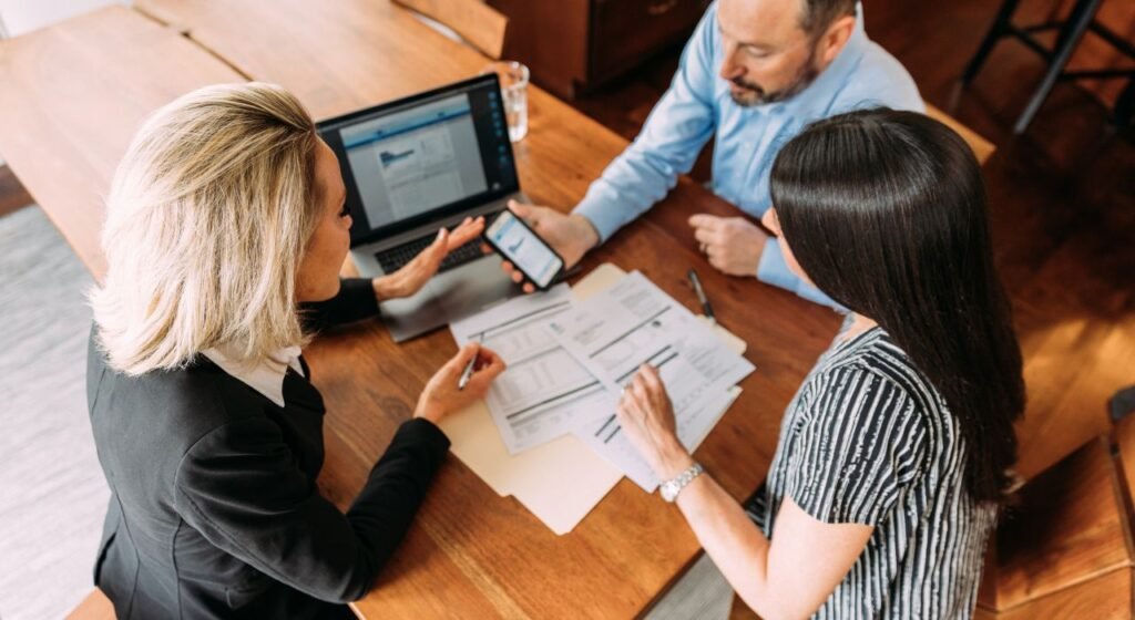 intermediario de los actores del mercado